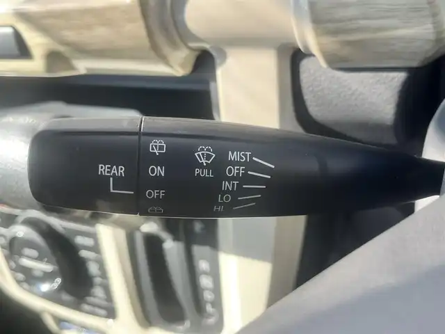 スズキ ハスラー ワンダラー 島根県 2019(平31)年 3.6万km ピュアホワイトパール/ウッディブラウン2トーンルーフ 4WD/純正メモリナビ/フルセグ　/ＤＶＤ再生/Ｂｌｕｅｔｏｏｔｈ　/前席シートヒーター/バックカメラ/ダウンヒルアシストコントロール　/衝突被害軽減システム/レーンアシスト　/純正HIDライト/盗難防止装置/保証書　 　/スペアキー1本/スチールホイール＆サマータイヤ4本セット積込み(5分山)/純正フロアマット/純正スチールホイール