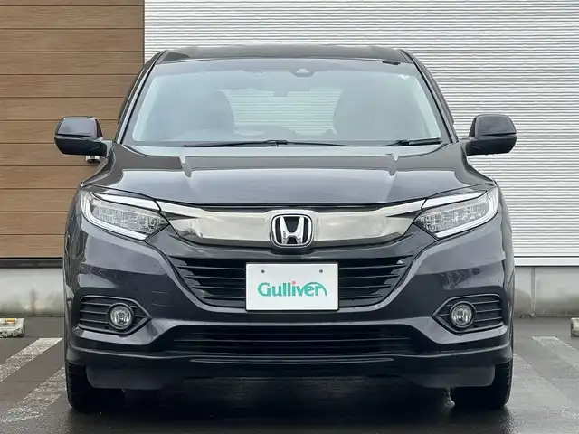 ホンダ ヴェゼル X ホンダセンシング 秋田県 2018(平30)年 8.1万km ルーセブラックM 純正ナビ/衝突軽減システム/フルセグ/４WD/バックカメラ/スマートキー/LEDヘッドライト/純正エンジンスターター/社外アルミ/アイドリングストップ/レーンキープアシスト/クルーズコントロール/前席シートヒーター/ドライブレコーダー/パーキングアシスト/プッシュスタート/純正フロアマット/純正ドアバイザー/ETC/ステアリングスイッチ/寒冷地仕様/オートライト/オートエアコン/パワーステアリング/パワーウィンドウ/横滑り防止/電動格納ウィンカーミラー/保証書/取扱説明書/記録簿