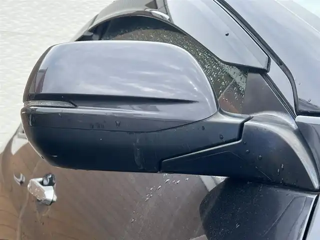 ホンダ ヴェゼル X ホンダセンシング 秋田県 2018(平30)年 8.1万km ルーセブラックM 純正ナビ/衝突軽減システム/フルセグ/４WD/バックカメラ/スマートキー/LEDヘッドライト/純正エンジンスターター/社外アルミ/アイドリングストップ/レーンキープアシスト/クルーズコントロール/前席シートヒーター/ドライブレコーダー/パーキングアシスト/プッシュスタート/純正フロアマット/純正ドアバイザー/ETC/ステアリングスイッチ/寒冷地仕様/オートライト/オートエアコン/パワーステアリング/パワーウィンドウ/横滑り防止/電動格納ウィンカーミラー/保証書/取扱説明書/記録簿