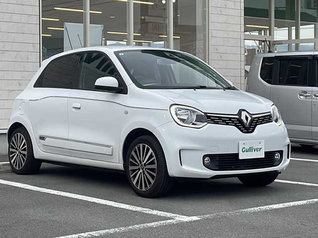 ルノー ルノー トゥインゴ インテンス 静岡県 2021(令3)年 2.5万km 白 ワンオーナー/ディスプレイオーディオ/Bluetooth/バックカメラ/ETC/純正アルミホイール/リヤスポイラー/どtライブレコーダー/黒シートカバー/USB2口/本革ステアリング/アイドリングストップ/クルーズコントロール/キーレス/スペアキー有り/保証書/取扱説明書