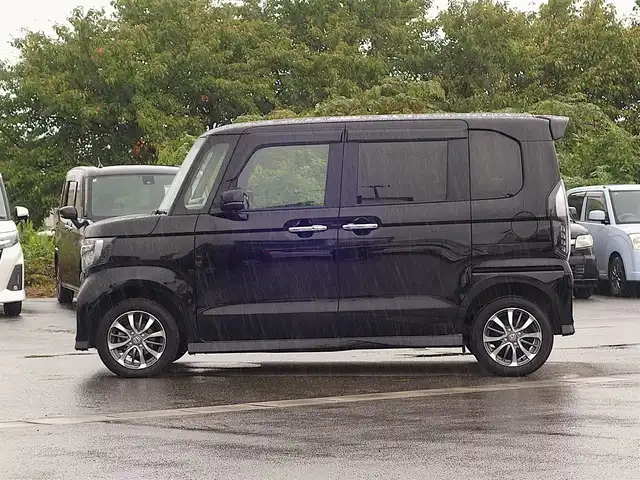 ホンダ Ｎ ＢＯＸ カスタム L 山形県 2023(令5)年 2.8万km クリスタルブラックパール 4WD/ホンダセンシング/パワースライドドア/メモリナビ/　【CD DVD SD USB BT】/フルセグTV/バックカメラ/ETC/ドライブレコーダー/ステアリングスイッチ/レーダークルーズコントロール/オートホールド/シートヒーター/ミラーヒーター/横滑り防止装置/コーナーセンサー/LEDライト/フォグランプ/純正アルミホイール/純正フロアマット/ドアバイザー/保証書、、取説あり