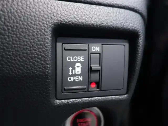 ホンダ Ｎ ＢＯＸ カスタム L 山形県 2023(令5)年 2.8万km クリスタルブラックパール 4WD/ホンダセンシング/パワースライドドア/メモリナビ/　【CD DVD SD USB BT】/フルセグTV/バックカメラ/ETC/ドライブレコーダー/ステアリングスイッチ/レーダークルーズコントロール/オートホールド/シートヒーター/ミラーヒーター/横滑り防止装置/コーナーセンサー/LEDライト/フォグランプ/純正アルミホイール/純正フロアマット/ドアバイザー/保証書、、取説あり