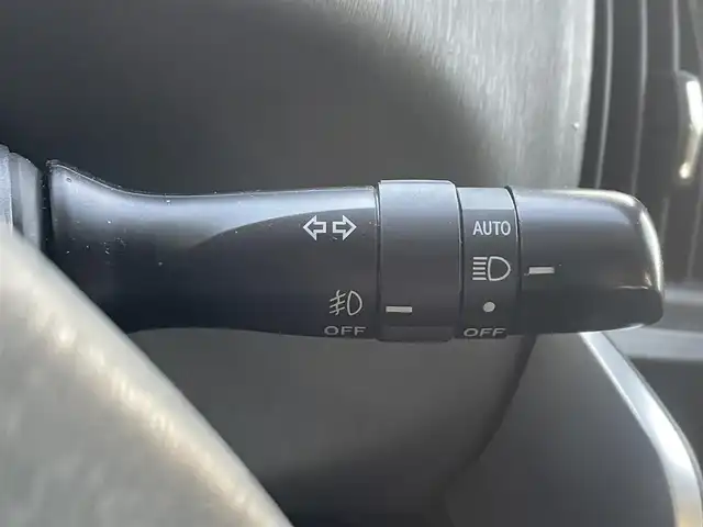 トヨタ プリウス α G 愛知県 2012(平24)年 8.1万km スーパーホワイトⅡ 社外ナビ/(フルセグ/CD/DVD/AM/FM/Bluetooth/USB)/バックカメラ/クルーズコントロール/ビルトインETC/社外前後ドラレコ/純正フロアマット/純正AW16インチ/オートLEDライト/電動格納ミラー/スマートキー×2