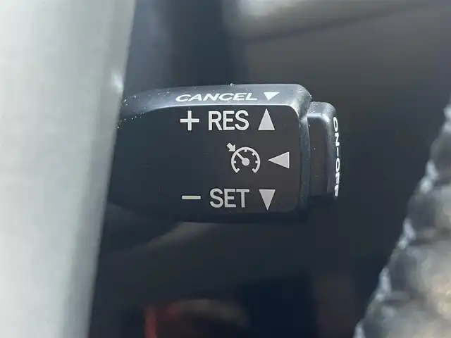 トヨタ プリウス α G 愛知県 2012(平24)年 8.1万km スーパーホワイトⅡ 社外ナビ/(フルセグ/CD/DVD/AM/FM/Bluetooth/USB)/バックカメラ/クルーズコントロール/ビルトインETC/社外前後ドラレコ/純正フロアマット/純正AW16インチ/オートLEDライト/電動格納ミラー/スマートキー×2