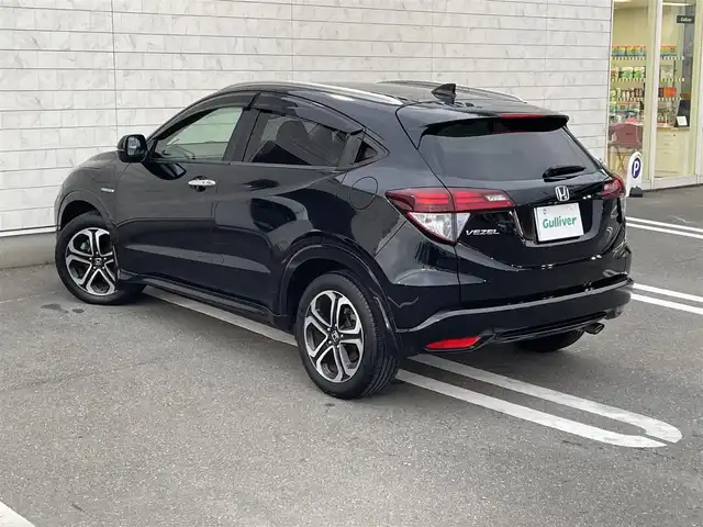 ホンダ ヴェゼル ハイブリッド Z 福岡県 2014(平26)年 6.7万km クリスタルブラックパール 純正７型メモリーナビ（CD）バックモニタークルコンドラレコETCシートヒーター純正LED/マット/アルミスマートキープッシュスタートエンジンスターター