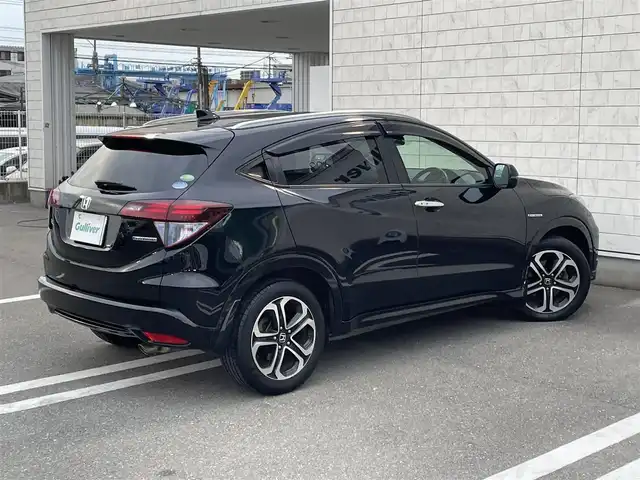 ホンダ ヴェゼル ハイブリッド Z 福岡県 2014(平26)年 6.7万km クリスタルブラックパール 純正７型メモリーナビ（CD）バックモニタークルコンドラレコETCシートヒーター純正LED/マット/アルミスマートキープッシュスタートエンジンスターター