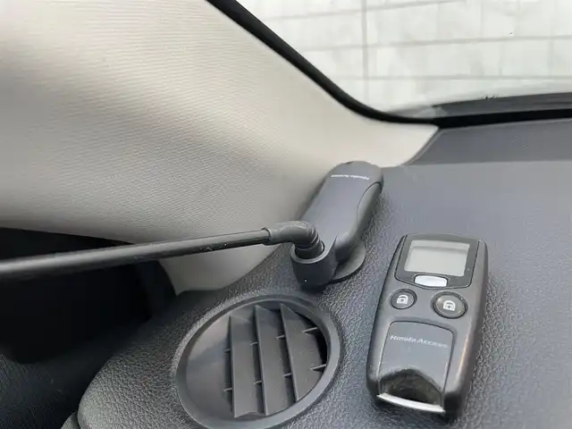 ホンダ ヴェゼル ハイブリッド Z 福岡県 2014(平26)年 6.7万km クリスタルブラックパール 純正７型メモリーナビ（CD）バックモニタークルコンドラレコETCシートヒーター純正LED/マット/アルミスマートキープッシュスタートエンジンスターター