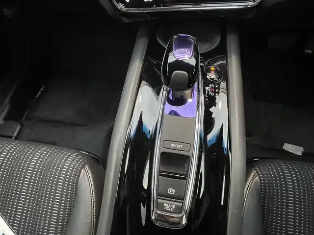 ホンダ ヴェゼル ハイブリッド Z 福岡県 2014(平26)年 6.7万km クリスタルブラックパール 純正７型メモリーナビ（CD）バックモニタークルコンドラレコETCシートヒーター純正LED/マット/アルミスマートキープッシュスタートエンジンスターター