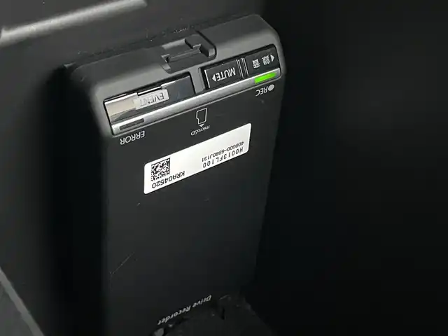 スバル インプレッサ スポーツ 2．0i－S アイサイト 大阪府 2019(令1)年 3万km クォーツブルーP ワンオーナー/STIフレキシブルタワーバー/純正メモリナビ(AVIC-RZ902ZP)/BT/CD/DVD/SD/USB/TV/バックカメラ/純正ドライブレコーダー/D/N席パワーシート(D席メモリー付)/追従機能付きクルーズコントロール/レーンキープアシスト/ブラインドスポットモニター/コーナーセンサー/パドルシフト/LEDヘッドライト/前後フォグランプ/ヘッドライトウォッシャー/ステアリング連動ヘッドライティングシステム/純正フロアマット/純正18インチAW/ETC