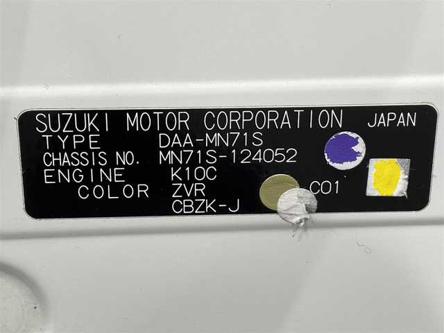 スズキ クロスビー HYBRID MZ 愛知県 2018(平30)年 4.4万km ピュアホワイトP 純正ディスプレイオーディオ　/（AM/FM/Bluetooth/CD)/衝突軽減ブレーキ　/ビルトインＥＴＣ　/シートヒーター　/ＬＥＤヘッドライト/オートクルーズコントロール　/コーナーセンサー/レーンキープアシスト/パドルシフト　/純正フロアマット　/ＵＳＢ端子　/ＬＥＤフォグ　