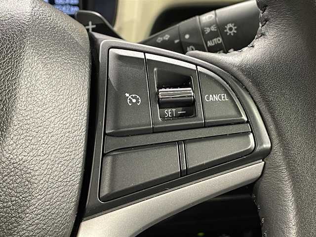 スズキ クロスビー HYBRID MZ 愛知県 2018(平30)年 4.4万km ピュアホワイトP 純正ディスプレイオーディオ　/（AM/FM/Bluetooth/CD)/衝突軽減ブレーキ　/ビルトインＥＴＣ　/シートヒーター　/ＬＥＤヘッドライト/オートクルーズコントロール　/コーナーセンサー/レーンキープアシスト/パドルシフト　/純正フロアマット　/ＵＳＢ端子　/ＬＥＤフォグ　