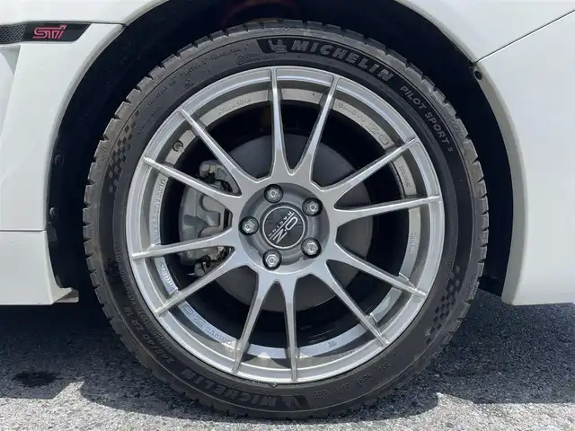 スバル ＷＲＸ Ｓ４ STIスポーツアイサイト 滋賀県 2019(平31)年 1.8万km クリスタルホワイトP ガソリン/4WD(F4)/CVT/8インチ純正ナビ【CN-LX840D】/(FM/AM/CD/DVD/フルセグ/Bluetooth)/前ドライブレコーダー/ETC/バックカメラ/サイドカメラ/アイサイト（ｖｅｒ．３）/・踏み間違い防止アシスト	/・プリクラッシュブレーキアシスト	/・後退時自動ブレーキシステム/・レーンキープアシスト	/・全車速追従機能付クルーズコントロール/運転席・助手席シートヒーター/電動格納ミラー/電動パーキング/ブレーキホールド/革巻きステアリング/ステアリングスイッチ/パドルシフト/オートライト/LEDヘッドライト/フロントフォグ/リヤフォグ/フルオートエアコン/プッシュスタート/スマートキー/スペアキー/純正フロアマット/純正RECAROシート(STI専用)/純正サスペンション/純正マフラー
