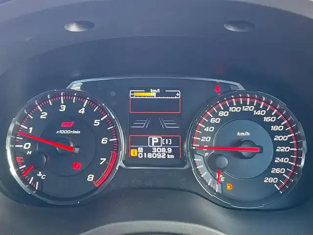 スバル ＷＲＸ Ｓ４ STIスポーツアイサイト 滋賀県 2019(平31)年 1.8万km クリスタルホワイトP ガソリン/4WD(F4)/CVT/8インチ純正ナビ【CN-LX840D】/(FM/AM/CD/DVD/フルセグ/Bluetooth)/前ドライブレコーダー/ETC/バックカメラ/サイドカメラ/アイサイト（ｖｅｒ．３）/・踏み間違い防止アシスト	/・プリクラッシュブレーキアシスト	/・後退時自動ブレーキシステム/・レーンキープアシスト	/・全車速追従機能付クルーズコントロール/運転席・助手席シートヒーター/電動格納ミラー/電動パーキング/ブレーキホールド/革巻きステアリング/ステアリングスイッチ/パドルシフト/オートライト/LEDヘッドライト/フロントフォグ/リヤフォグ/フルオートエアコン/プッシュスタート/スマートキー/スペアキー/純正フロアマット/純正RECAROシート(STI専用)/純正サスペンション/純正マフラー