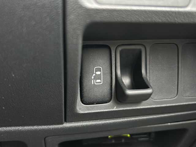 トヨタ シエンタ X LTD 東京都 2009(平21)年 3.6万km ライトグリーンメタリック ワンオーナー/社外ナビ【Bluetooth接続可、フルセグTV、CD】/片側パワースライドドア/純正フロアマット/チップアップシート/三列シート/ETC/盗難防止装置/ABS/Wエアバッグ/リモコンキー/スペアキー1本/保証書、取扱説明書