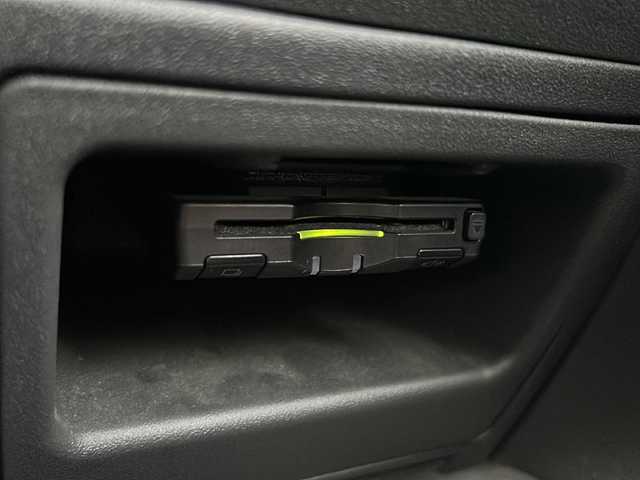 トヨタ シエンタ X LTD 東京都 2009(平21)年 3.6万km ライトグリーンメタリック ワンオーナー/社外ナビ【Bluetooth接続可、フルセグTV、CD】/片側パワースライドドア/純正フロアマット/チップアップシート/三列シート/ETC/盗難防止装置/ABS/Wエアバッグ/リモコンキー/スペアキー1本/保証書、取扱説明書