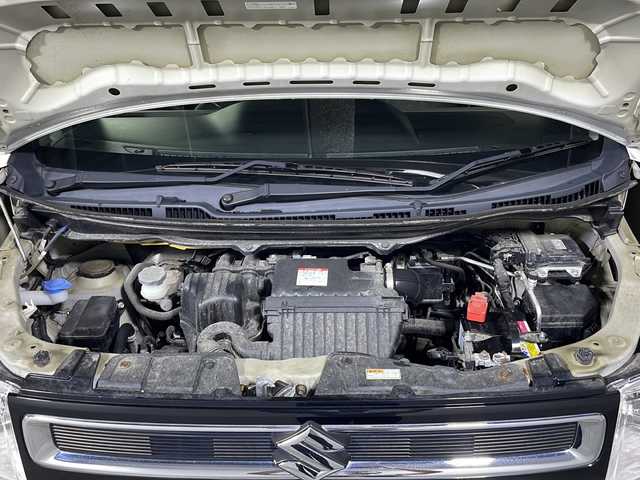 スズキ ワゴンＲ FA 沖縄県 2021(令3)年 2.1万km ピュアホワイトP 禁煙車　/純正オーディオ（ＢＴ，ＵＳＢ，ＡＵＸ，ＡＭ／ＦＭ）　/オートライト　/純正フロアマット　/純正ドアバイザー　/ヘッドライトレベライザー　/ベンチシート　/保証書　/取扱説明書　/記録簿　/スペアキー