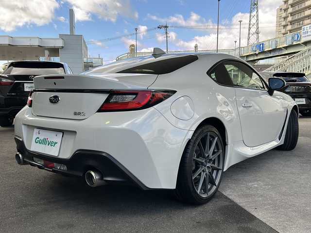 スバル ＢＲＺ S 京都府 2023(令5)年 1.2万km クリスタルホワイトP ワンオーナー /STIフロントエアロ /カロッツェリア純正SDナビ(AVIC-CQ912)/フルセグ /CD/DVD再生機能/Bluetooth/USB入力端子/AUX/禁煙 /バックカメラ /LEDヘッドライト /オートライト/ハーフレザー /前席シートヒーター /前方ドライブレコーダー /純正AW18インチ /衝突軽減/レーダークルーズコントロール/Wエアバッグ/カーテンエアバッグ