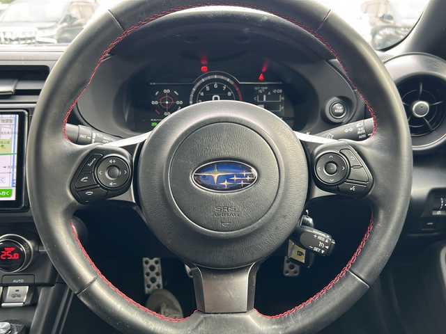 スバル ＢＲＺ S 京都府 2023(令5)年 1.2万km クリスタルホワイトP ワンオーナー /STIフロントエアロ /カロッツェリア純正SDナビ(AVIC-CQ912)/フルセグ /CD/DVD再生機能/Bluetooth/USB入力端子/AUX/禁煙 /バックカメラ /LEDヘッドライト /オートライト/ハーフレザー /前席シートヒーター /前方ドライブレコーダー /純正AW18インチ /衝突軽減/レーダークルーズコントロール/Wエアバッグ/カーテンエアバッグ