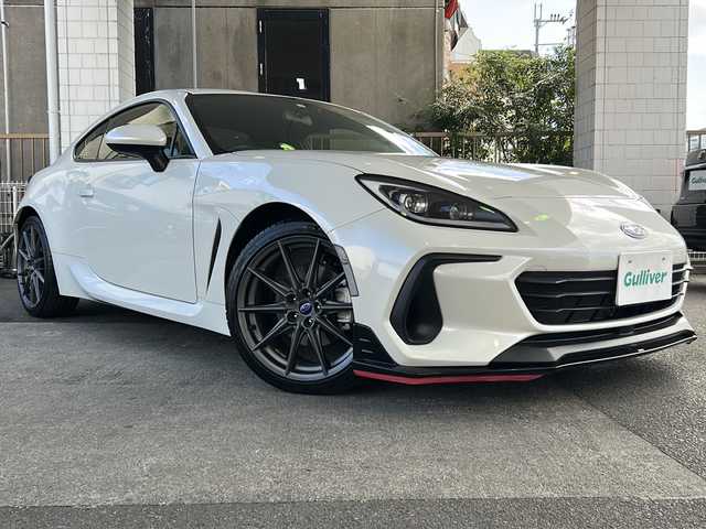 スバル ＢＲＺ S 京都府 2023(令5)年 1.2万km クリスタルホワイトP ワンオーナー /STIフロントエアロ /カロッツェリア純正SDナビ(AVIC-CQ912)/フルセグ /CD/DVD再生機能/Bluetooth/USB入力端子/AUX/禁煙 /バックカメラ /LEDヘッドライト /オートライト/ハーフレザー /前席シートヒーター /前方ドライブレコーダー /純正AW18インチ /衝突軽減/レーダークルーズコントロール/Wエアバッグ/カーテンエアバッグ