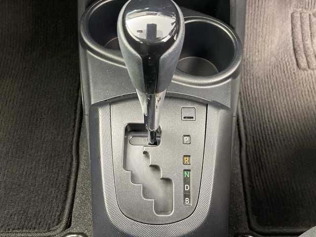 トヨタ アクア S 群馬県 2021(令3)年 2.6万km ダークブルーマイカ 禁煙車　セーフティセンス　純正７インチナビ　パノラミックビューモニター　ＬＥＤライト　ヘッドライトレベライザー　クリアランスソナー　ステアリングリモコン　スマートキー　ETC　ドライブレコーダー