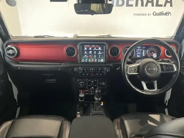 クライスラー・ジープ ジープ ラングラー アンリミテッド ルビコン 岐阜県 2021(令3)年 1.9万km ブライトホワイト オーディオナビゲーションシステム（Uconnect）/地デジテレビチューナー/Bluetooth/AppleCarPlay/Android Auto/バックカメラ/サブウーハー付きアルパインプレミアムスピーカー/Bestopサンライダーオープントップ/（純正ハードトップ有）/アダプティブクルーズコントロール/ブラインドスポットモニター/フロント、リアパークアシスト/前面衝突警報/RUBICONレザーシート/フロントシートヒーター/ヒーテッドステアリング/LEDヘッドライト/オートハイビーム