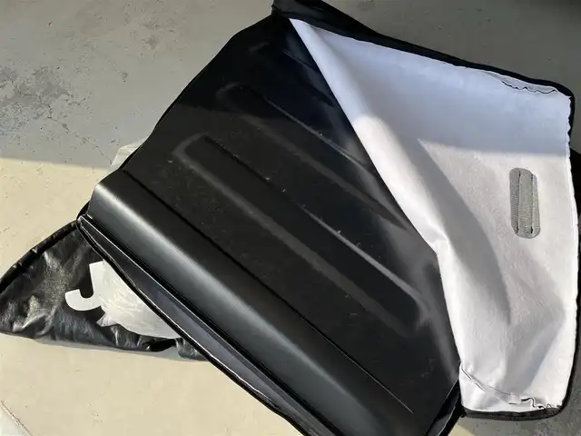 クライスラー・ジープ ジープ ラングラー アンリミテッド ルビコン 岐阜県 2021(令3)年 1.9万km ブライトホワイト オーディオナビゲーションシステム（Uconnect）/地デジテレビチューナー/Bluetooth/AppleCarPlay/Android Auto/バックカメラ/サブウーハー付きアルパインプレミアムスピーカー/Bestopサンライダーオープントップ/（純正ハードトップ有）/アダプティブクルーズコントロール/ブラインドスポットモニター/フロント、リアパークアシスト/前面衝突警報/RUBICONレザーシート/フロントシートヒーター/ヒーテッドステアリング/LEDヘッドライト/オートハイビーム