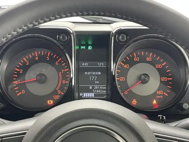 スズキ ジムニー XC 愛知県 2020(令2)年 5.2万km ピュアホワイトP 社外８型ナビ　シートヒーター　バックカメラ　禁煙車　フルセグＴＶ　Ｂｌｕｅｔｏｏｔｈ　デュアルカメラブレーキ　衝突軽減　クルコン　ＬＥＤオートライト　ドラレコ　純正マッドフラップ　純正マット　フォグ