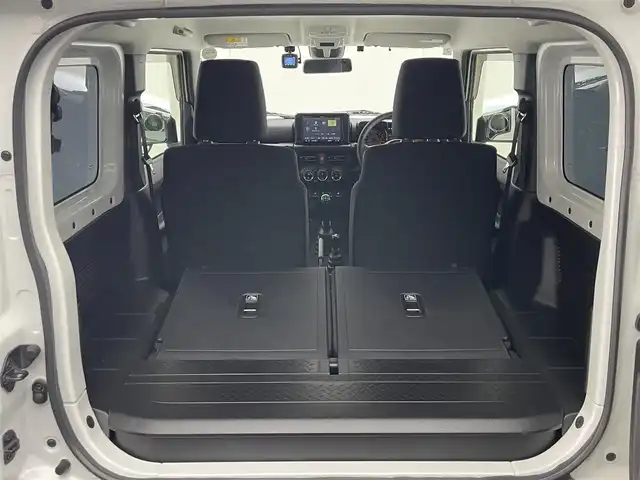 スズキ ジムニー XC 愛知県 2020(令2)年 5.2万km ピュアホワイトP 社外８型ナビ　シートヒーター　バックカメラ　禁煙車　フルセグＴＶ　Ｂｌｕｅｔｏｏｔｈ　デュアルカメラブレーキ　衝突軽減　クルコン　ＬＥＤオートライト　ドラレコ　純正マッドフラップ　純正マット　フォグ