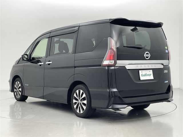 日産 セレナ ハイウェイスター Vセレクション 熊本県 2017(平29)年 6.5万km ダイヤモンドブラック 純正9インチワイドSDナビ/型番：MM517D-L/【フルセグTV/Bluetooth/CD/DVD/FM/AM】/純正フリップダウンモニター/アラウンドビューモニター/バックカメラ/ビルトインＥＴＣ/インテリジェントパーキングアシスト/両側パワースライドドア/ステアリングスイッチ/エマージェンシーブレーキ/クルーズコントロール/前後コーナーセンサー/アイドリングストップ/標識認識機能/ふらつき警報機能/横滑り防止/社外フロアマット/純正１６インチAW/オートライト/LEDヘッドライト/フォグライト/プッシュスタート/スマートキー/スペアキー1本/取扱説明書