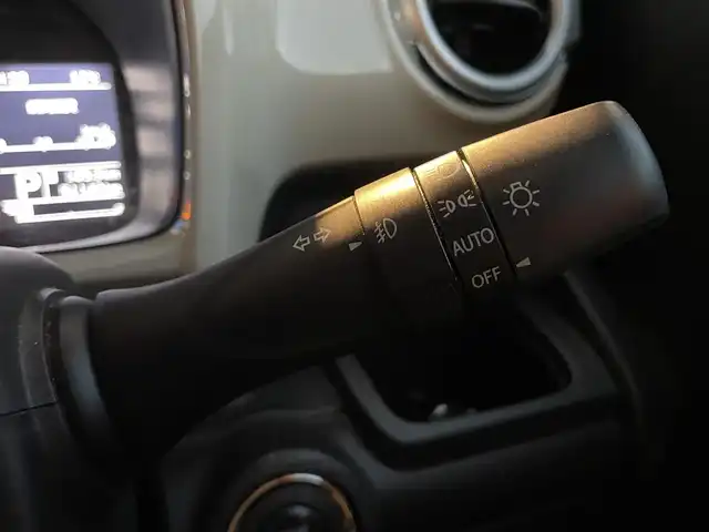 スズキ クロスビー HYBRID MX 千葉県 2020(令2)年 6.2万km ピュアホワイトパール/ブラック2トーンルーフ 純正8型ナビ/全周囲カメラ/フルセグ/衝突被害軽減ブレーキ/車線逸脱抑制装置/クルーズコントロール/オートマチックハイビーム/クリアランスソナー/ETC/ドラレコ/シートヒーター/純正16インチAW/LEDヘッドライト/スマートキー