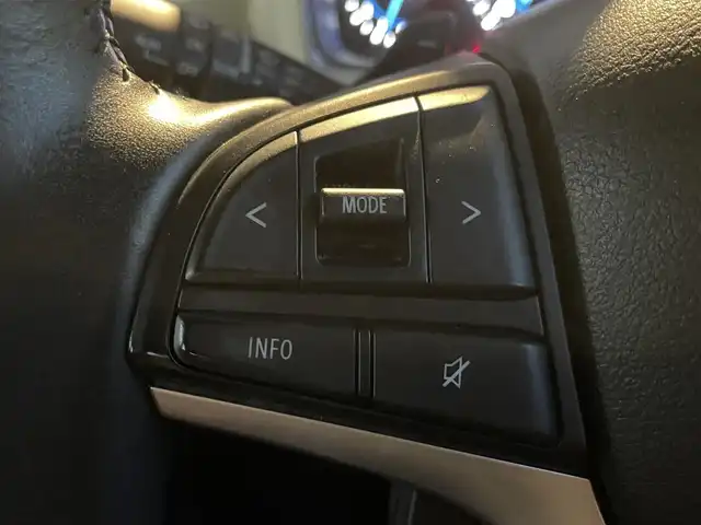 スズキ クロスビー HYBRID MX 千葉県 2020(令2)年 6.2万km ピュアホワイトパール/ブラック2トーンルーフ 純正8型ナビ/全周囲カメラ/フルセグ/衝突被害軽減ブレーキ/車線逸脱抑制装置/クルーズコントロール/オートマチックハイビーム/クリアランスソナー/ETC/ドラレコ/シートヒーター/純正16インチAW/LEDヘッドライト/スマートキー