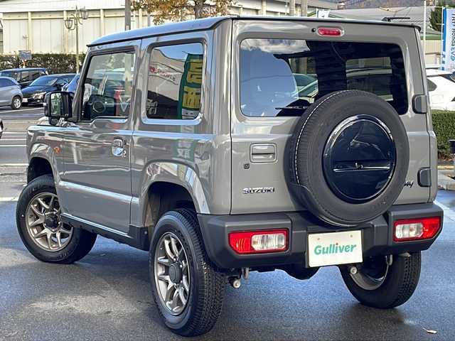 スズキ ジムニー XC 長野県 2023(令5)年 1万km ミディアムグレー 禁煙車/パートタイム4WD/パイオニアディスプレイオーディオ/(PVN-9300DVZS)/FM・AM・DVD・CD・BT/AppleCarPlay対応/バックカメラ/純正16インチアルミホイール/ダウンヒルアシストコントロール/衝突被害軽減ブレーキ/クルーズコントロール/アイドリングストップ/前席シートヒーター/ミラーヒーター/純正ラバーマット/LEDヘッドライト/フォグランプ/オートライト/ヘッドライトウォッシャー/スマートキー/スペアキー/取扱説明書/保証書