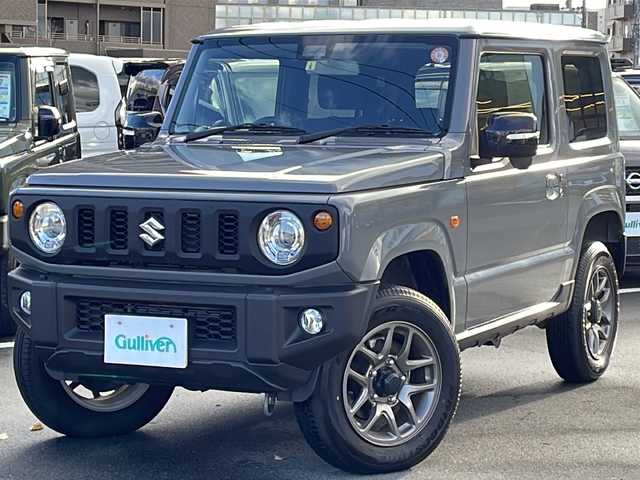 スズキ ジムニー XC 長野県 2023(令5)年 1万km ミディアムグレー 禁煙車/パートタイム4WD/パイオニアディスプレイオーディオ/(PVN-9300DVZS)/FM・AM・DVD・CD・BT/AppleCarPlay対応/バックカメラ/純正16インチアルミホイール/ダウンヒルアシストコントロール/衝突被害軽減ブレーキ/クルーズコントロール/アイドリングストップ/前席シートヒーター/ミラーヒーター/純正ラバーマット/LEDヘッドライト/フォグランプ/オートライト/ヘッドライトウォッシャー/スマートキー/スペアキー/取扱説明書/保証書