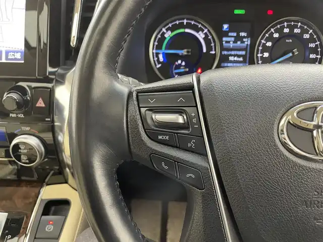 トヨタ アルファードハイブリット G Fパッケージ 滋賀県 2019(平31)年 6.6万km ホワイトパールクリスタルシャイン サンルーフ/レザーシート/純正9型JBLサウンドナビ/【CD/DVD/USB/Bluetooth/HDMI/フルセグ】/BSM/全方位カメラ/パワーシート/ベンチレーションシート/デジタルインナーミラー/ステアリングヒーター/パワーバックドア/両側パワースライドドア/オートホールド/LEDヘッドライト/前後ソナー/オットマン/ETC