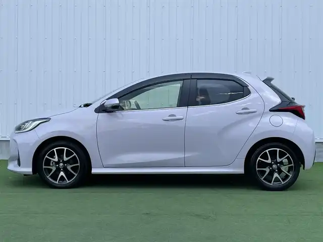 トヨタ ヤリス ハイブリッド Z 香川県 2020(令2)年 1.9万km アイスピンクメタリック ワンオーナー/純正ディーラーナビ/（Bluetooth・フルセグTV）/ブラインドスポットモニター/オートマチックハイビーム/シートヒーター/ビルトインETC/バックカメラ/ウィンカーミラー/プッシュスタート/レーンキープアシスト/純正フロアマット/純正アルミホイール16インチ/ドアバイザー/パワーウィンドウ/スマートキー