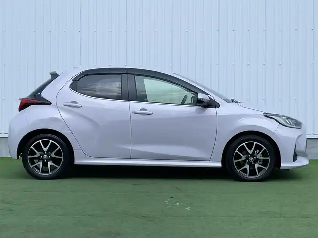 トヨタ ヤリス ハイブリッド Z 香川県 2020(令2)年 1.9万km アイスピンクメタリック ワンオーナー/純正ディーラーナビ/（Bluetooth・フルセグTV）/ブラインドスポットモニター/オートマチックハイビーム/シートヒーター/ビルトインETC/バックカメラ/ウィンカーミラー/プッシュスタート/レーンキープアシスト/純正フロアマット/純正アルミホイール16インチ/ドアバイザー/パワーウィンドウ/スマートキー