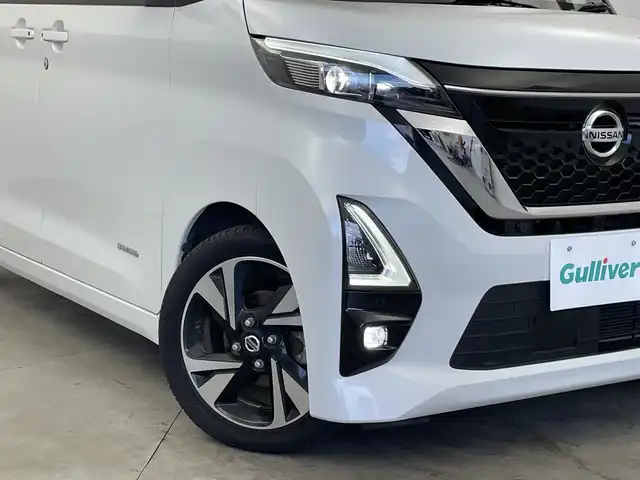 日産 ルークス HWS Gターボ プロパイロットED 新潟県 2020(令2)年 5.8万km ホワイトパール 純正ディーラーオプションメモリナビ（型式：MM320D-L）/・CD/DVD/Bluetooth/フルセグ/USB/全周囲モニター/プロパイロット/衝突被害軽減システム/レーンキープアシスト/インテリジェントクルーズコントロール/純正フロントドライブレコーダー/社外ビルトインETC/両側パワースライドドア/純正LEDヘッドライト/オートライト/フォグランプ/純正フロアマット/純正15インチAW夏タイヤ/ABS/横滑り防止機能/盗難防止装置/スペアキー