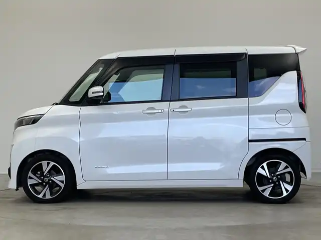 日産 ルークス HWS Gターボ プロパイロットED 新潟県 2020(令2)年 5.8万km ホワイトパール 純正ディーラーオプションメモリナビ（型式：MM320D-L）/・CD/DVD/Bluetooth/フルセグ/USB/全周囲モニター/プロパイロット/衝突被害軽減システム/レーンキープアシスト/インテリジェントクルーズコントロール/純正フロントドライブレコーダー/社外ビルトインETC/両側パワースライドドア/純正LEDヘッドライト/オートライト/フォグランプ/純正フロアマット/純正15インチAW夏タイヤ/ABS/横滑り防止機能/盗難防止装置/スペアキー