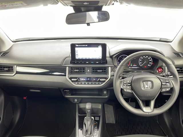 ホンダ ＷＲ－Ｖ Z+ 愛知県 2024(令6)年 0.6万km プラチナホワイトパール /禁煙車//純正HondaCONNECTナビ//フルセグTV//バックカメラ//ETC//Z+専用エクステリア//ホンダセンシング//衝突軽減ブレーキ//先行車発進お知らせ//歩行者事故低減ステアリング//路外逸脱抑制機能//標識認識機能//アダプティブクルーズコントロール//レーンキープアシストシステム//誤発進抑制機能(前後方)//急アクセル抑制機能//前後パーキングセンサー//オートハイビーム//フルLEDヘッドライト//オートライト//フロントフォグランプ//ルーフレール//プライムスムース&ファブリックコンビシート//トノカバー//純正17インチアルミホイール(切削+ベルリナブラック塗装)//革巻きステアリング//ステアリングスイッチ//パドルシフト//純正フロアマット//プッシュスタート//電動格納ミラーウィンカー//横滑り防止装置