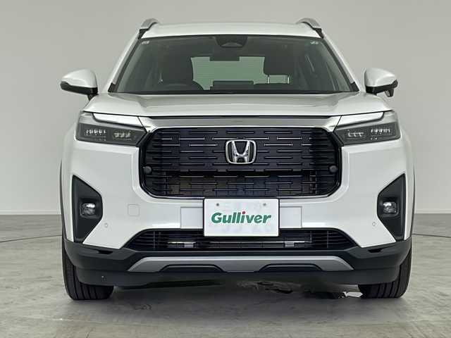 ホンダ ＷＲ－Ｖ Z+ 愛知県 2024(令6)年 0.6万km プラチナホワイトパール /禁煙車//純正HondaCONNECTナビ//フルセグTV//バックカメラ//ETC//Z+専用エクステリア//ホンダセンシング//衝突軽減ブレーキ//先行車発進お知らせ//歩行者事故低減ステアリング//路外逸脱抑制機能//標識認識機能//アダプティブクルーズコントロール//レーンキープアシストシステム//誤発進抑制機能(前後方)//急アクセル抑制機能//前後パーキングセンサー//オートハイビーム//フルLEDヘッドライト//オートライト//フロントフォグランプ//ルーフレール//プライムスムース&ファブリックコンビシート//トノカバー//純正17インチアルミホイール(切削+ベルリナブラック塗装)//革巻きステアリング//ステアリングスイッチ//パドルシフト//純正フロアマット//プッシュスタート//電動格納ミラーウィンカー//横滑り防止装置
