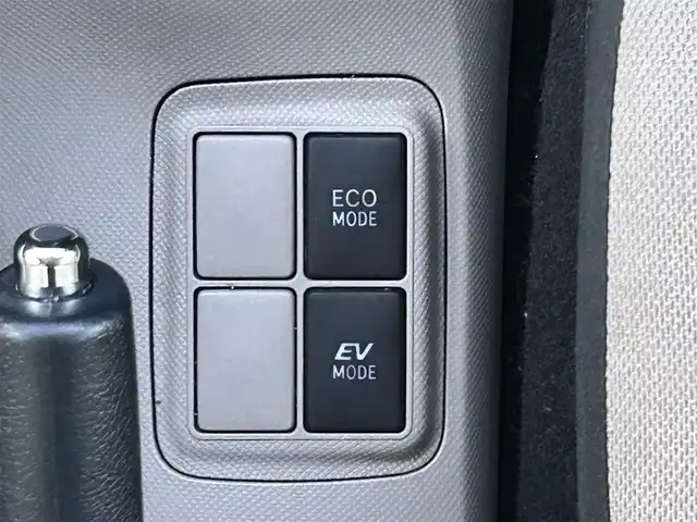 トヨタ アクア S 岡山県 2014(平26)年 9.8万km シルバーM 純正ナビ　NSCP-W64/ワンセグTV、CD、Bluetooth、AM、FM/ETC/バックカメラ/スマートキー/プッシュスタート