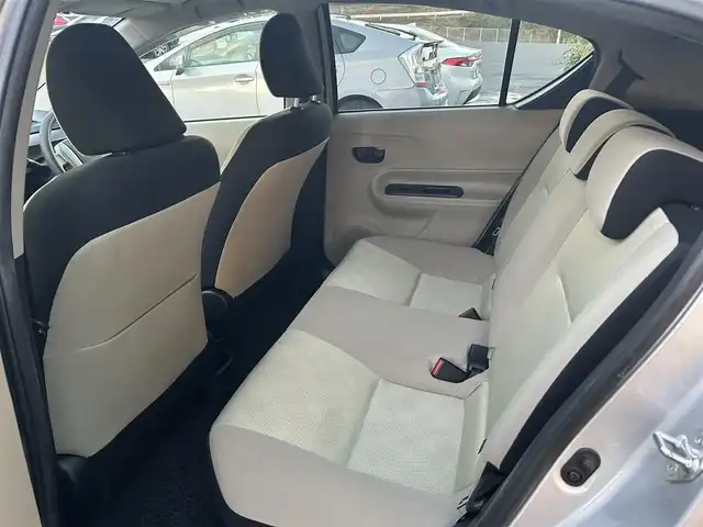 トヨタ アクア S 岡山県 2014(平26)年 9.8万km シルバーM 純正ナビ　NSCP-W64/ワンセグTV、CD、Bluetooth、AM、FM/ETC/バックカメラ/スマートキー/プッシュスタート