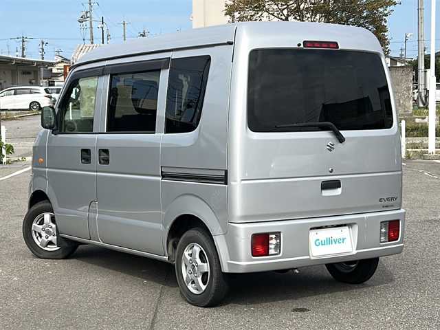 スズキ エブリイ PC 石川県 2012(平24)年 7.4万km シルキーシルバーメタリック 4WD/5MT/スズキ純正ラジオ/【AM・FM】/前後ドライブレコーダー/スタッドレスタイヤ4本車載/【145/80/R12】/ハロゲンヘッドライト/純正マット/保証書/記録薄/取扱説明書