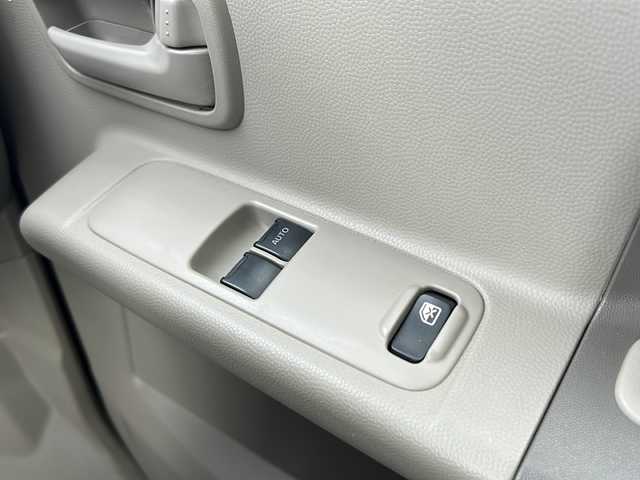 スズキ エブリイ PC 石川県 2012(平24)年 7.4万km シルキーシルバーメタリック 4WD/5MT/スズキ純正ラジオ/【AM・FM】/前後ドライブレコーダー/スタッドレスタイヤ4本車載/【145/80/R12】/ハロゲンヘッドライト/純正マット/保証書/記録薄/取扱説明書