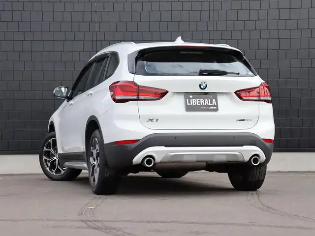 ＢＭＷ Ｘ１ xDrive 18d xライン 宮城県 2020(令2)年 3万km アルピンホワイトⅢ 純正ナビ（ＢＴ）/ＬＩＭスイッチ/インテリジェントセーフティ/ダイナミックトラクションコントロール/パークディスタンス/ダウンヒルアシスト/バックカメラ/ドライブモード/ハーフレザーシート/パワーシート（DN席）/メモリーシート（D席）/コーナーセンサー（前後）/デュアルエアコン/電動格納ミラー/ドライブレコーダー（前方）/リヤフォグランプ/フロントフォグランプ/プッシュスタート/コンフォートアクセス/MTモード付/ミラー一体型ETC/純正１８インチAW/純正フロアマット/ＬＥＤヘッドライト/オートライト/アイドリングストップ/禁煙車