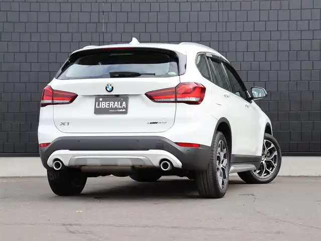 ＢＭＷ Ｘ１ xDrive 18d xライン 宮城県 2020(令2)年 3万km アルピンホワイトⅢ 純正ナビ（ＢＴ）/ＬＩＭスイッチ/インテリジェントセーフティ/ダイナミックトラクションコントロール/パークディスタンス/ダウンヒルアシスト/バックカメラ/ドライブモード/ハーフレザーシート/パワーシート（DN席）/メモリーシート（D席）/コーナーセンサー（前後）/デュアルエアコン/電動格納ミラー/ドライブレコーダー（前方）/リヤフォグランプ/フロントフォグランプ/プッシュスタート/コンフォートアクセス/MTモード付/ミラー一体型ETC/純正１８インチAW/純正フロアマット/ＬＥＤヘッドライト/オートライト/アイドリングストップ/禁煙車