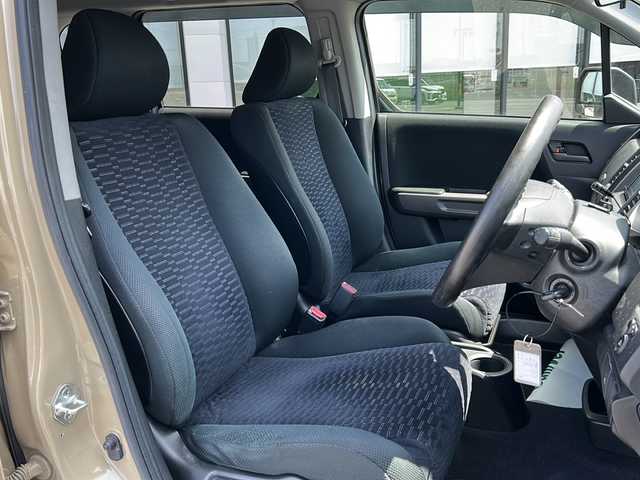 ホンダ クロスロード 18L Xパッケージ 岐阜県 2007(平19)年 14万km ナイトシェイドメタリック 社外ナビ　/バックカメラ　/ＥＴＣ　/ハーフレザーシート　/３列シート　/フラットシート　/ＡＢＳ　/オートライト　/リモコンキー　/フロアマット　/ドアバイザー　　/パワーステアリング　/パワーウィンドウ　/Ｗエアバッグ