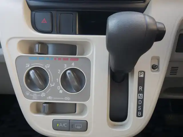 ダイハツ ムーヴ L SAⅡ 静岡県 2016(平28)年 1.7万km パールホワイトⅢ ワンオーナー／禁煙車/走行距離17千キロ/車検R9年1月20日/スマートアシストII/　・衝突警報機能/　・衝突回避支援ブレーキ機能/　・誤発進抑制制御機能/　・後方誤発進抑制制御機能/　・先行車発進のお知らせ/　・車線逸脱警報機能/社外KENWOODオーディオ/　CD/AM.FM/USB/AUX/リモコンキー/電動格納ミラー/純正フロアマット/純正ドアバイザー/取扱説明書/保証書