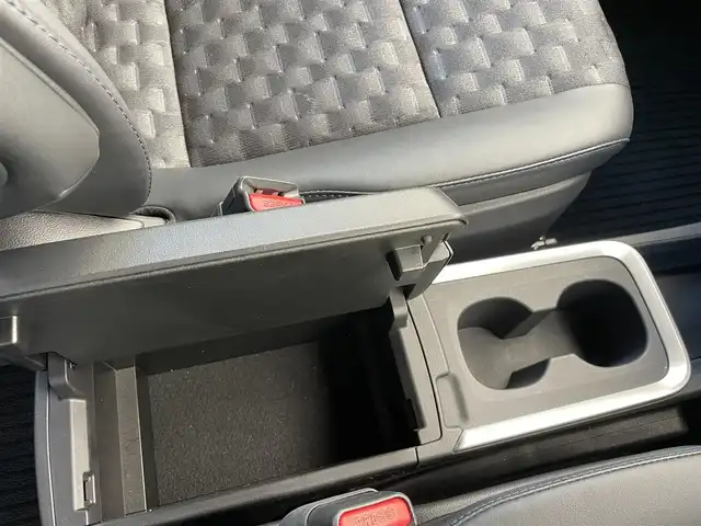 トヨタ ヴォクシー ハイブリッド S－Z 千葉県 2024(令6)年 1万km アティチュードブラックマイカ トヨタセーフティセンス/衝突軽減ブレーキ/レーンキープアシスト/レーダークルーズコントロール/オートハイビーム/クリアランスソナー/純正１０．５インチディスプレイオーディオナビ/フルセグ/BT/DVD/CD/USB/バックカメラ/後席モニター/ビルトインETC/両側パワースライドドア/モデリスタエアロ/衝突軽減ブレーキ　/LEDヘッドライト