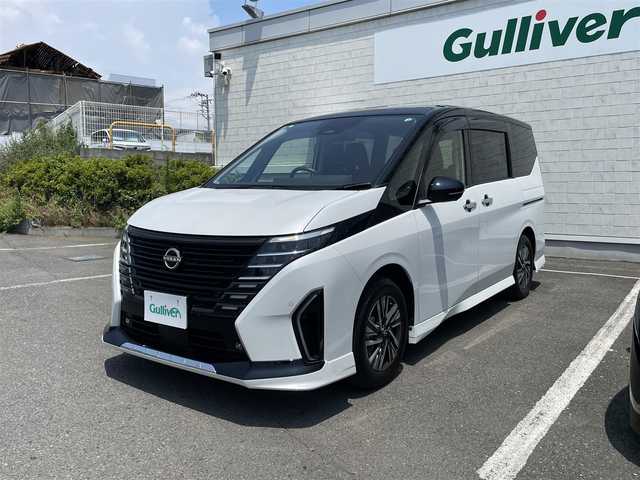 日産 セレナ e－パワー ハイウェイスター V 神奈川県 2023(令5)年 2.6万km パール